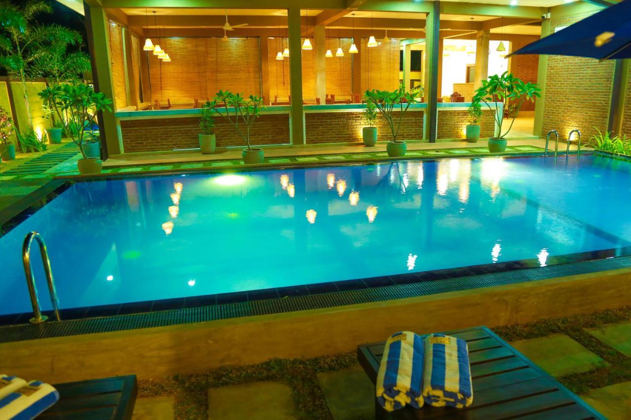 Ali Weta Safari Resort Udawalawe Buitenkant foto