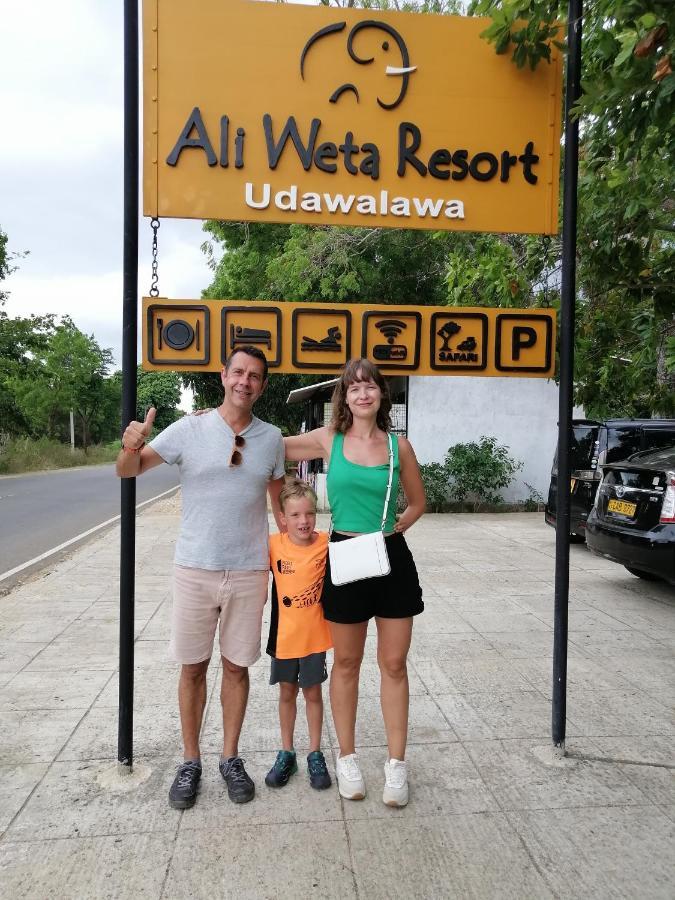 Ali Weta Safari Resort Udawalawe Buitenkant foto